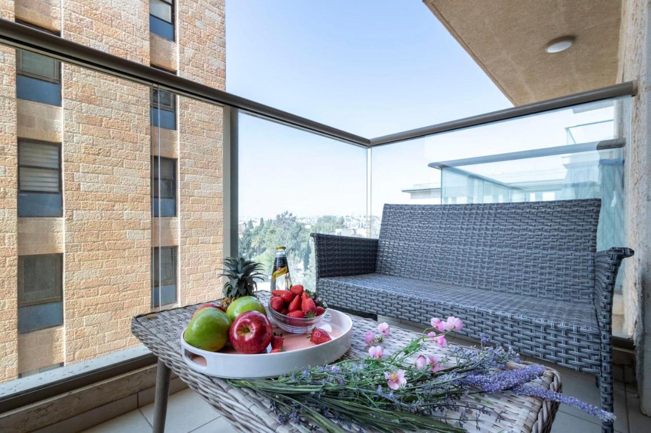 Stylish 2Br/Parking, View Over The Temple Mount 예루살렘 외부 사진