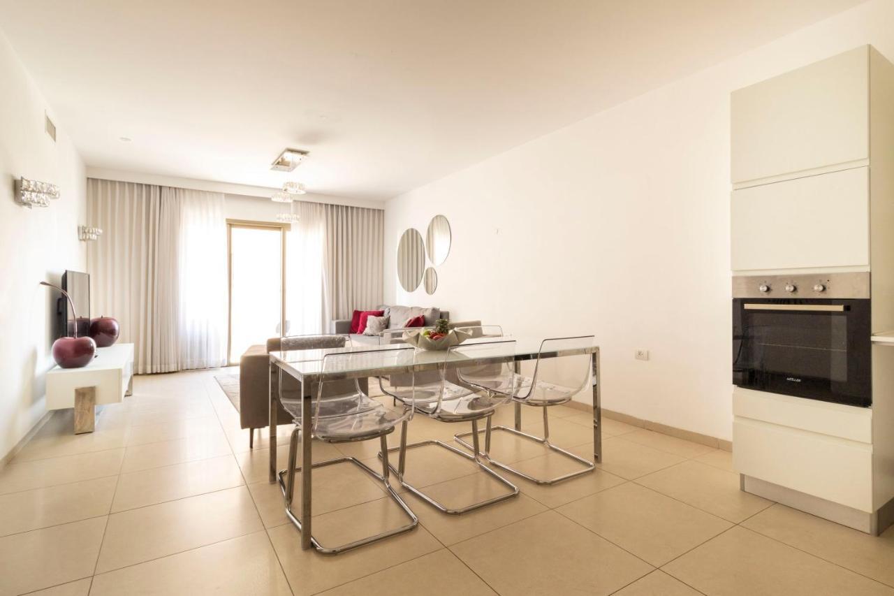 Stylish 2Br/Parking, View Over The Temple Mount 예루살렘 외부 사진